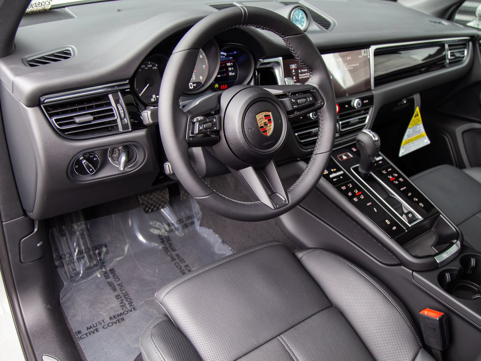Used 2026 Porsche Macan S AWD/4WD image 4