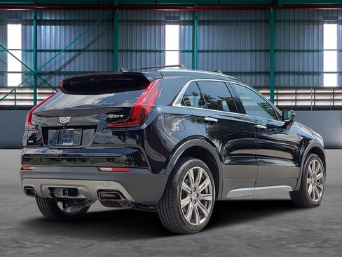 Used 2019 Cadillac XT4 Premium Luxury w/ Enhanced Visibility Package AWD/4WD image 5