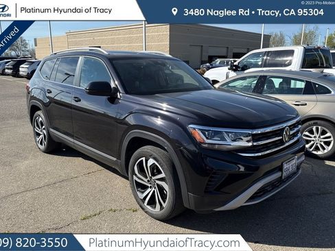 Used 2022 Volkswagen Atlas SEL image 1