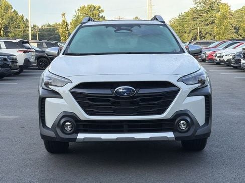 Certified 2025 Subaru Outback Touring XT AWD/4WD image 8