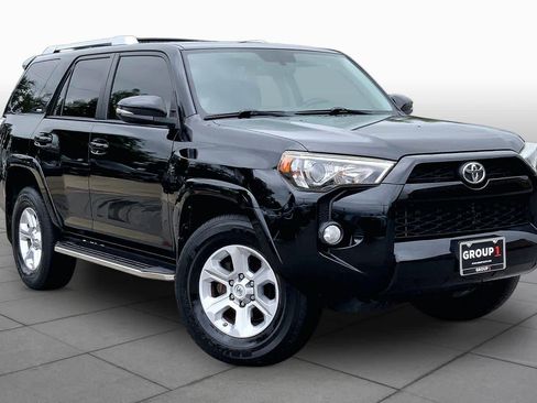 Used 2018 Toyota 4Runner SR5 Premium RWD image 3