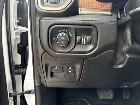 Used 2020 RAM 1500 Limited AWD/4WD image 13