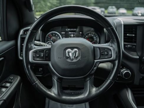 Used 2022 RAM 1500 Big Horn AWD/4WD image 39