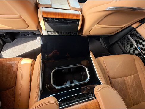 Used 2022 Jeep Grand Wagoneer Series III image 46