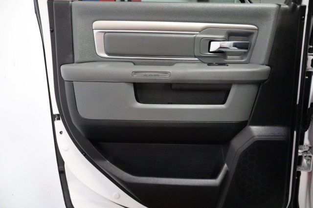 Used 2015 RAM 3500 SLT AWD/4WD image 48