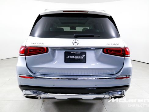 Used 2023 Mercedes-Benz Maybach GLS 600 4MATIC image 7