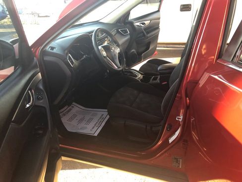 Used 2015 Nissan Rogue S image 7