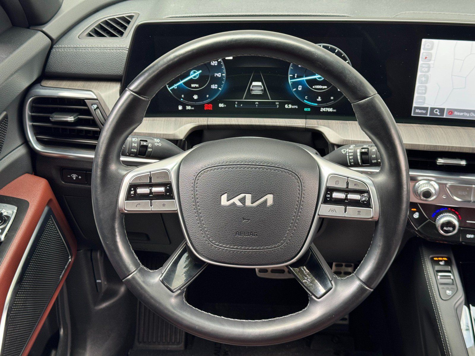 Used 2024 Kia Telluride SX AWD/4WD image 21