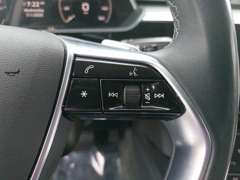 Used 2024 Audi Q8 e-tron Premium Plus w/ Prestige Package AWD/4WD image 18