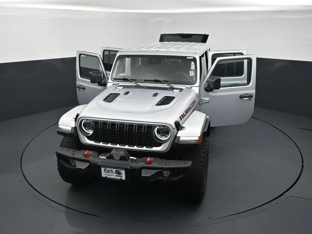 Used 2024 Jeep Wrangler Unlimited Rubicon AWD/4WD image 29