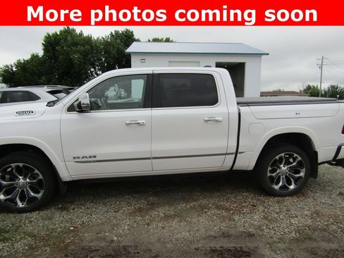 Used 2019 RAM 1500 Limited AWD/4WD image 2