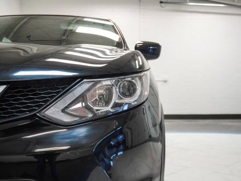 Used 2019 Nissan Rogue Sport S AWD/4WD image 33