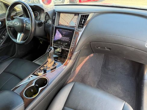 Used 2018 INFINITI Q50 Luxe w/ Essential Package (3.0T Luxe) image 15