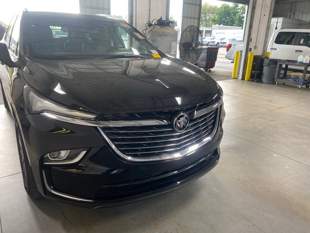 Used 2023 Buick Enclave Essence w/ LPO, Floor Liner Package FWD image 1