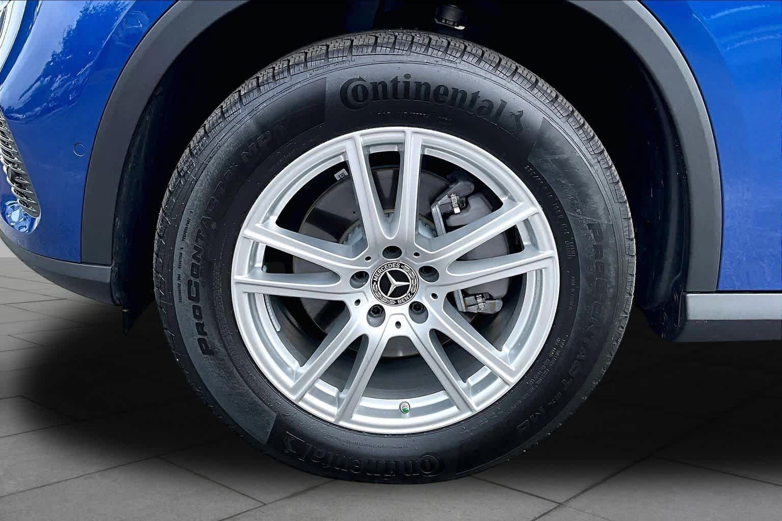 Certified 2025 Mercedes-Benz GLC 300 4MATIC image 11