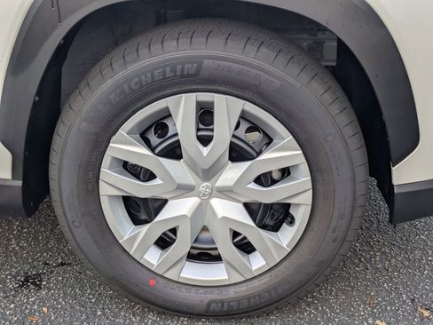 New 2026 Toyota Corolla Cross L image 12