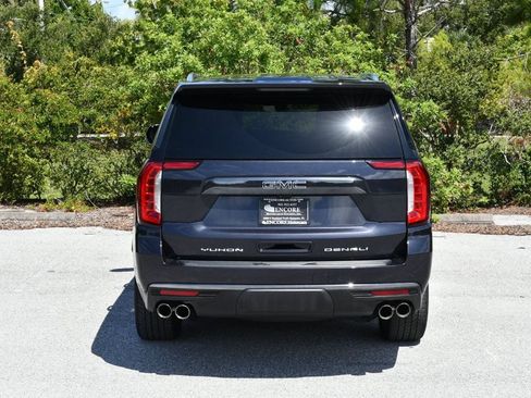 Used 2023 GMC Yukon Denali Ultimate AWD/4WD image 32