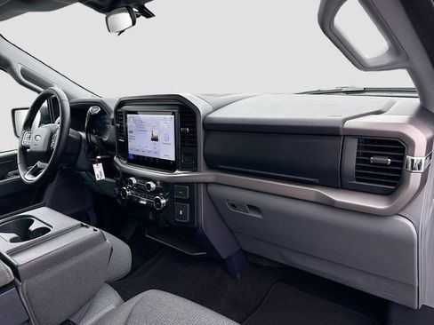 Certified 2025 Ford F150 XLT w/ Equipment Group 301A Standard image 28