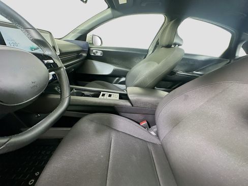 Used 2024 Hyundai Ioniq 6 SE RWD image 13
