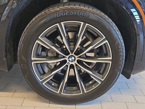 Used 2023 BMW X5 xDrive40i w/ Executive Package image 8