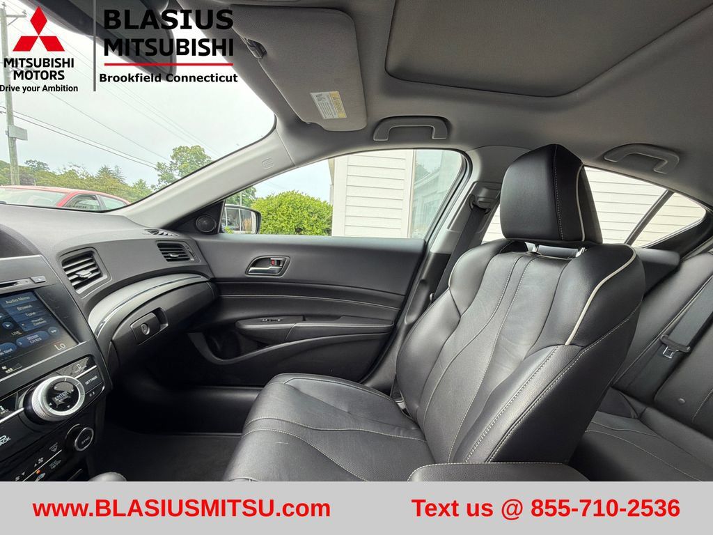 Used 2020 Acura ILX w/ Premium Package FWD image 25