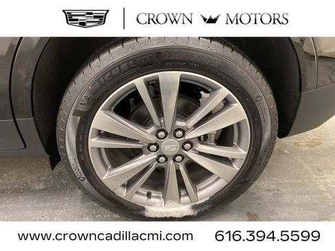 Certified 2025 Cadillac XT5 Premium Luxury image 28