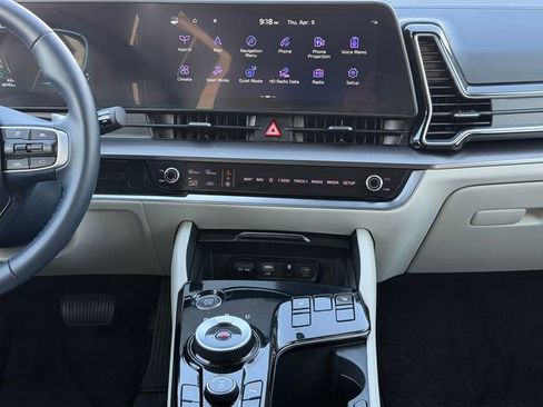 Used 2024 Kia Sportage EX w/ EX Premium Package image 21