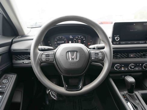 Used 2023 Honda Accord LX image 21