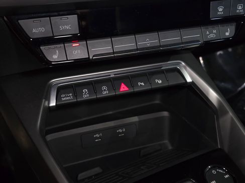 Used 2023 Audi A3 2.0T Premium image 23