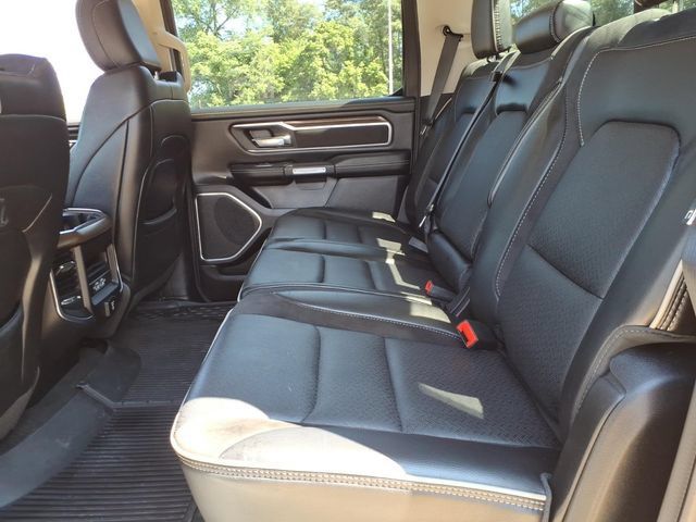 Used 2022 RAM 1500 Laramie AWD/4WD image 10