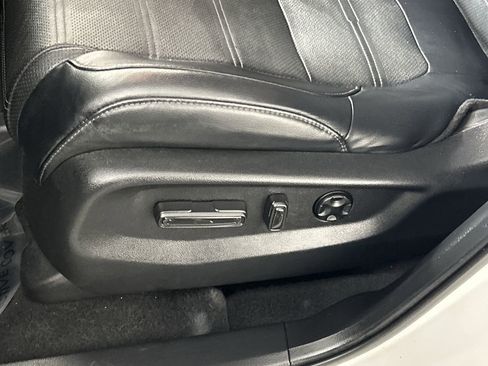 Used 2021 Honda CR-V EX-L image 20