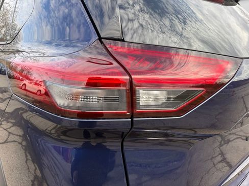 New 2026 Nissan Rogue SV image 21