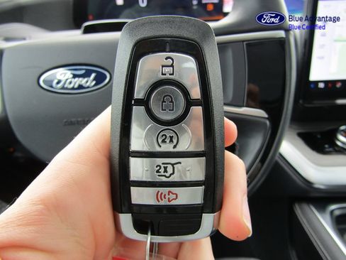 Certified 2025 Ford Expedition Platinum AWD/4WD image 50