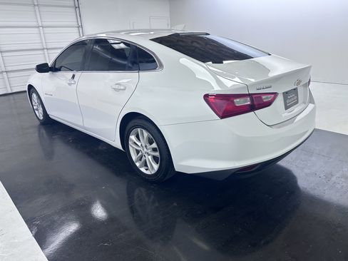 Used 2016 Chevrolet Malibu LT image 11