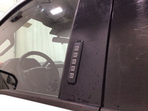 Used 2019 Ford F150 XLT w/ Trailer Tow Package image 10