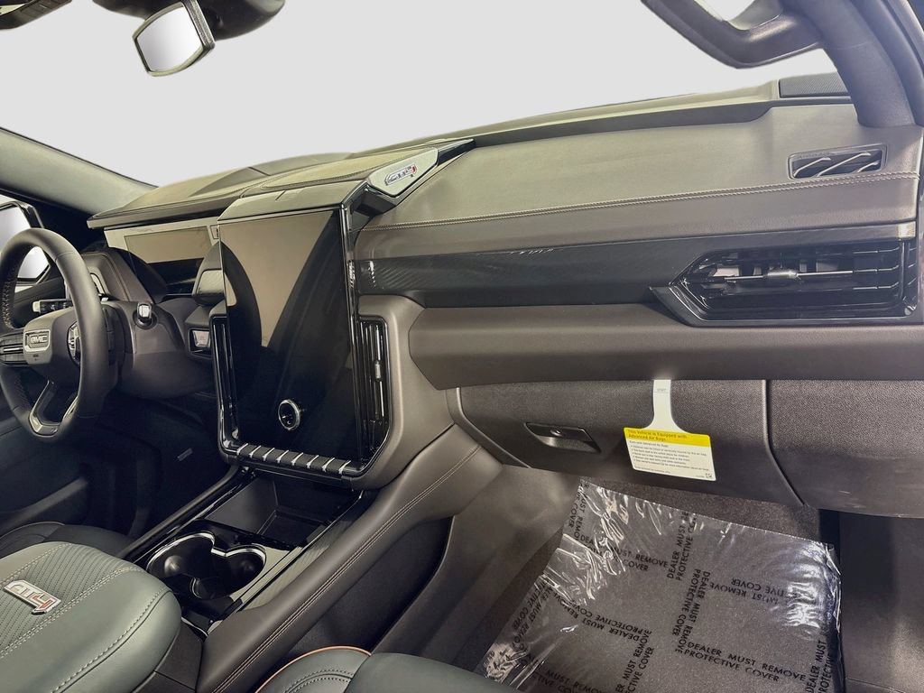 New 2026 GMC Yukon XL AT4 AWD/4WD image 31