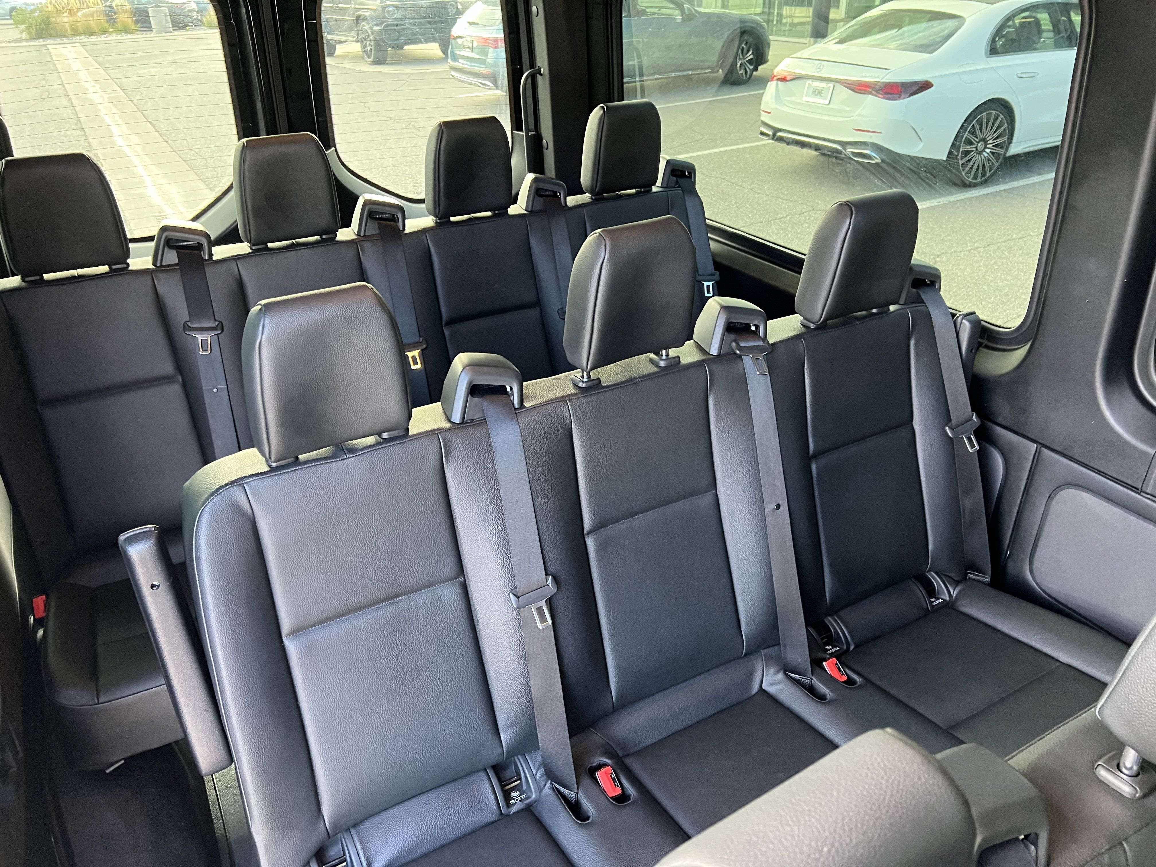 Used 2023 Mercedes-Benz Sprinter 2500 image 20