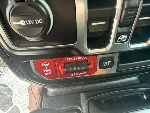Used 2020 Jeep Wrangler Unlimited Rubicon AWD/4WD image 10