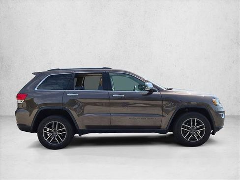 Used 2019 Jeep Grand Cherokee Limited AWD/4WD image 4