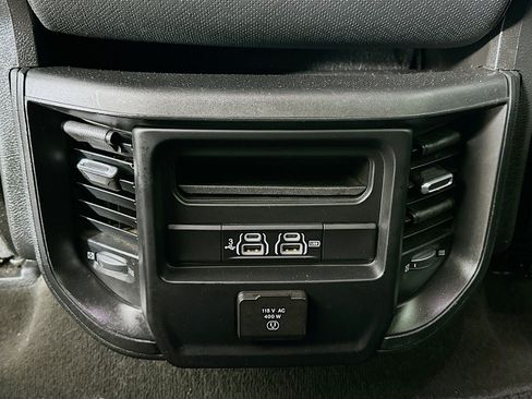 Used 2019 RAM 1500 Laramie w/ Off Road Group image 26