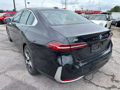 Used 2024 BMW i5 eDrive40i image 35