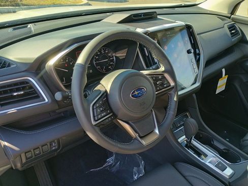 New 2026 Subaru Ascent Limited image 9