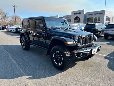 Used 2024 Jeep Wrangler Unlimited Rubicon 4xe image 4