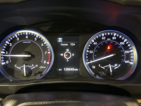 Used 2017 Toyota Highlander XLE image 29