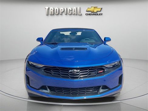 Used 2023 Chevrolet Camaro LT w/ RS Package image 8