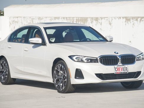 Used 2026 BMW 330i Sedan w/ Premium Package RWD image 3