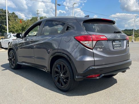 Used 2022 Honda HR-V Sport image 4