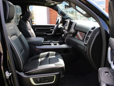 Used 2025 RAM 1500 Laramie w/ Night Edition AWD/4WD image 57