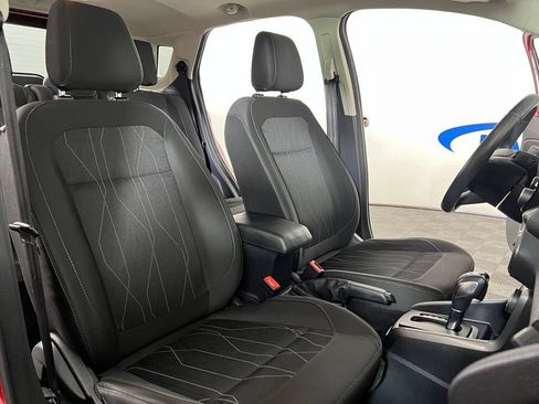 Used 2018 Ford EcoSport SE w/ SE Convenience Package FWD image 12