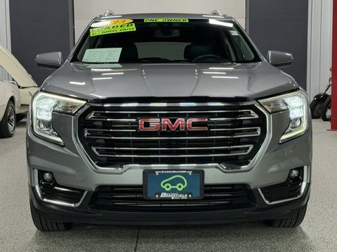 Certified 2023 GMC Terrain SLT w/ Infotainment Package II AWD/4WD image 7